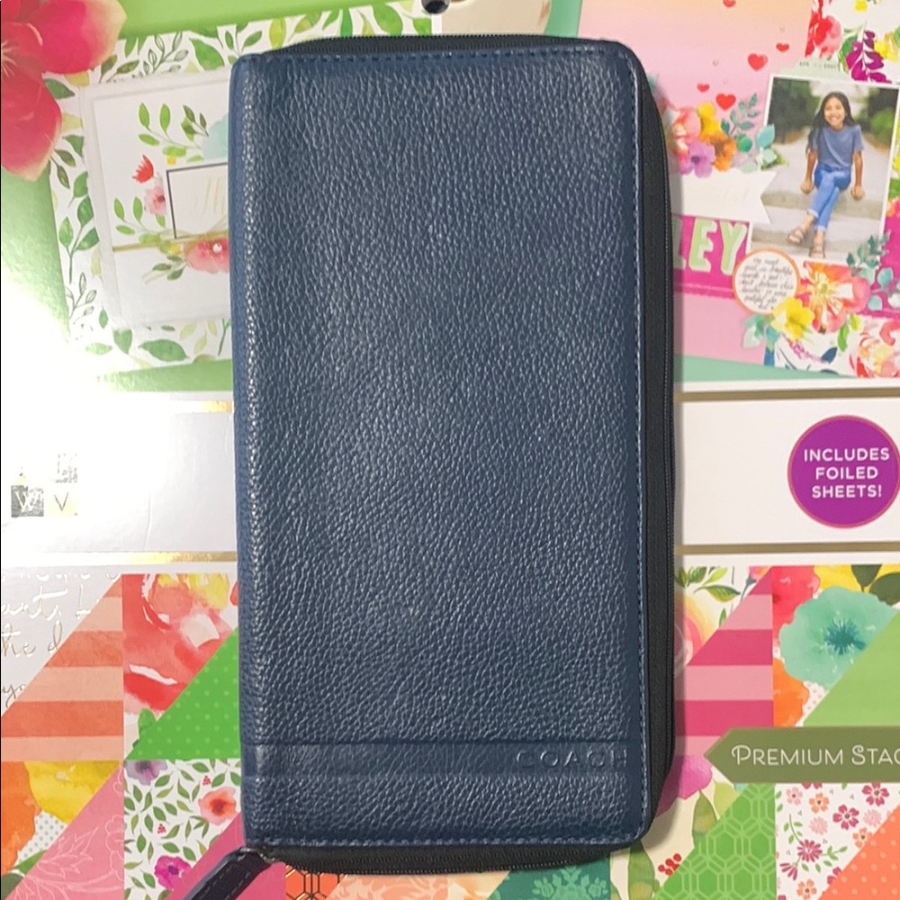 Coach Blue Leather Organizer with zipper